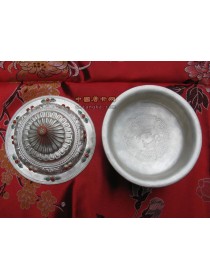 银碗